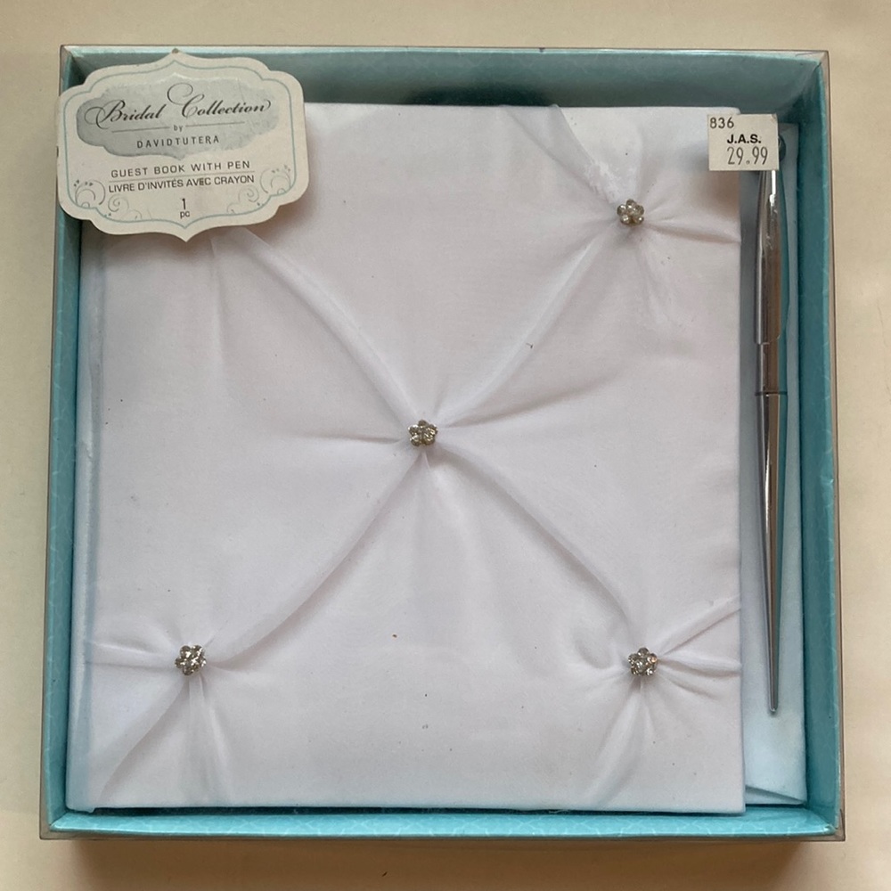Guest Book with Pen Bridal Collection by David Tutera